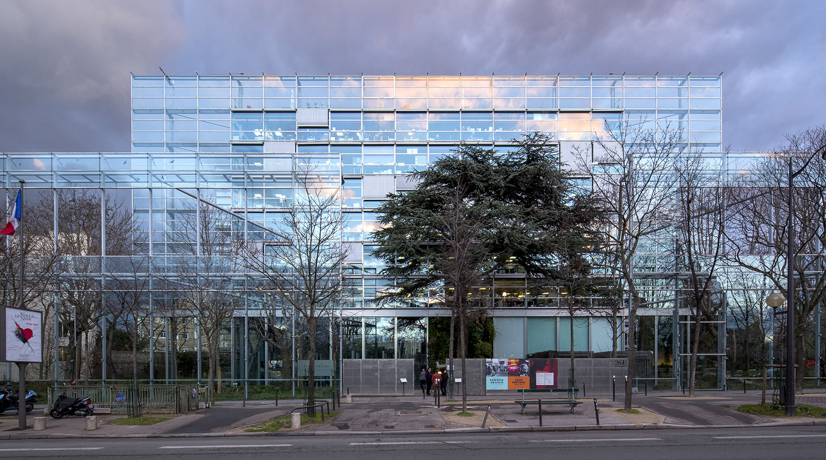 fondation-cartier-ext1.jpg